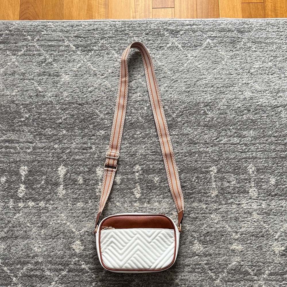 NWOT New Chic Quilted White and Tan Vegan Leather Crossbody Bag